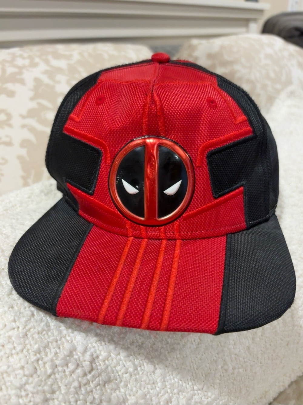Marvel Deadpool Bioworld Red Black 3D Logo Adjustable Snapback Hat